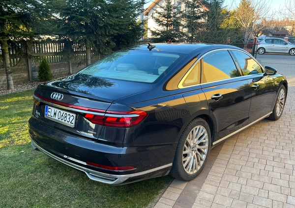 Audi A8 cena 229000 przebieg: 205600, rok produkcji 2017 z Tarnowskie Góry małe 667